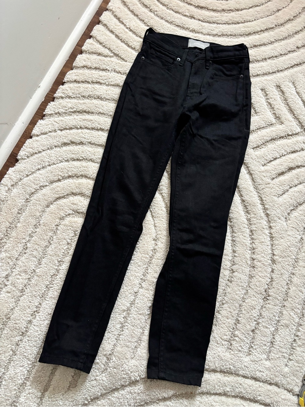 Everlane ankle jeans in black 🖤